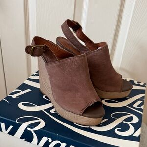 Lucky Brand Brown Nubuck Wedge Sandals